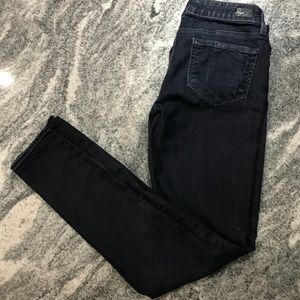 Paige denim Skyline Skinny dark wash size 27